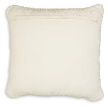 Load image into Gallery viewer, Renemore Pillow
