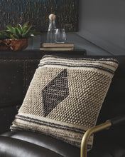 Load image into Gallery viewer, Ricker - Pillow (4/cs)