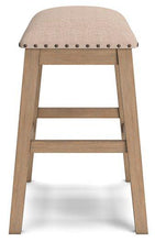 Load image into Gallery viewer, Sanbriar Counter Height Bar Stool