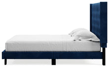 Load image into Gallery viewer, Vintasso - Upholstered Bed