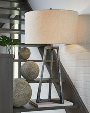 Load image into Gallery viewer, Wynlett - Metal Table Lamp (1/cn)
