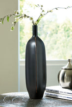 Load image into Gallery viewer, Rhaveney - Vase (3/cs)