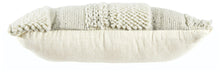 Load image into Gallery viewer, Standon - Pillow
