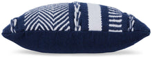 Load image into Gallery viewer, Yarnley Navy/White Pillow (Set of 4)