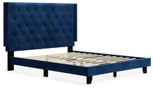 Load image into Gallery viewer, Vintasso - Upholstered Bed