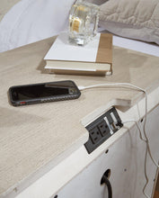Load image into Gallery viewer, Wendora Nightstand