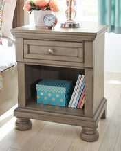 Load image into Gallery viewer, Lettner 7-Piece Bedroom Package