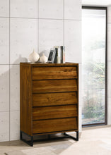 Load image into Gallery viewer, Reed Antique Coffee Chest