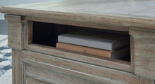 Load image into Gallery viewer, Moreshire Lift Top Coffee Table