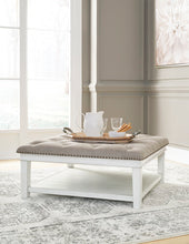 Load image into Gallery viewer, Kanwyn 3-Piece Occasional Table Package