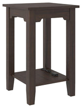 Load image into Gallery viewer, Camiburg - Chair Side End Table image