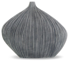 Load image into Gallery viewer, Donya - Vase image