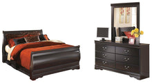 Load image into Gallery viewer, Huey Vineyard Black Queen Sleigh Bed with Dresser and Mirror image