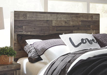 Load image into Gallery viewer, Derekson - Bed image