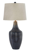 Load image into Gallery viewer, Evania - Metal Table Lamp (1/cn) image