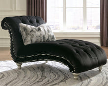 Load image into Gallery viewer, Harriotte Chaise image