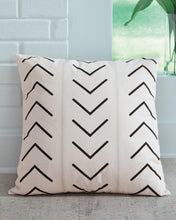 Load image into Gallery viewer, Kallan Pillow image