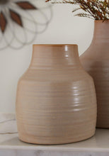 Load image into Gallery viewer, Millcott Vase (Set of 2) image