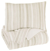 Load image into Gallery viewer, Reidler - Comforter Set image
