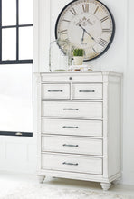 Load image into Gallery viewer, Kanwyn Chest of Drawers image