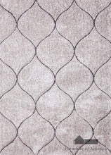 Load image into Gallery viewer, HEPSIBA 5' X 7' Area Rug image
