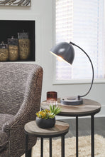 Load image into Gallery viewer, Austbeck - Metal Desk Lamp (1/cn)
