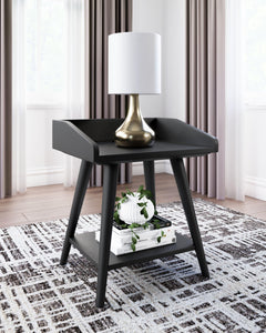 Blariden - Accent Table