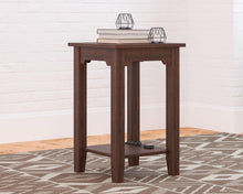 Load image into Gallery viewer, Camiburg - Chair Side End Table
