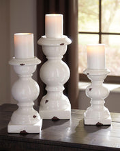 Load image into Gallery viewer, Devorah - Candle Holder Set (3/cn)
