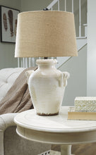 Load image into Gallery viewer, Emelda - Ceramic Table Lamp (1/cn)
