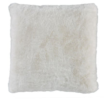 Load image into Gallery viewer, Gariland - Pillow (4/cs)
