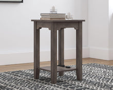 Load image into Gallery viewer, Arlenbry - Chair Side End Table
