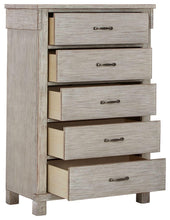 Load image into Gallery viewer, Hollentown - Five Drawer Chest
