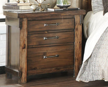 Load image into Gallery viewer, Lakeleigh - hree Drawer Night Stand
