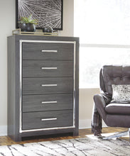 Load image into Gallery viewer, Lodanna - Five Drawer Chest
