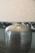 Load image into Gallery viewer, Magalie - Metal Table Lamp (1/cn)
