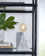 Load image into Gallery viewer, Maywick - Concrete Table Lamp (1/cn)
