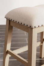 Load image into Gallery viewer, Sanbriar Counter Height Bar Stool
