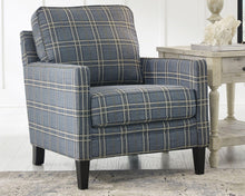 Load image into Gallery viewer, Traemore - Accent Chair
