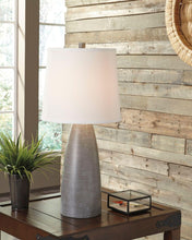 Load image into Gallery viewer, Shavontae - Poly Table Lamp (2/cn)
