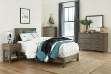 Load image into Gallery viewer, Shamryn - Bedroom Set
