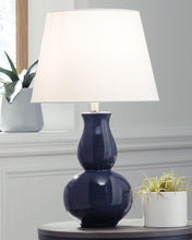 Load image into Gallery viewer, Zellrock - Ceramic Table Lamp (1/cn)
