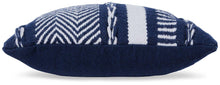 Load image into Gallery viewer, Yarnley Navy/White Pillow (Set of 4)
