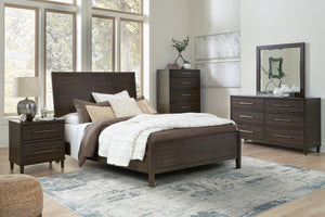 Wittland Panel Bed