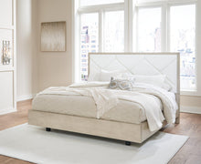 Load image into Gallery viewer, Wendora Upholstered Bed
