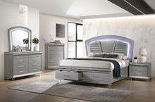 Load image into Gallery viewer, MADDIE 4 Pc. Queen Bedroom Set
