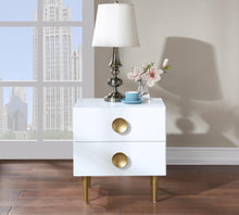 Load image into Gallery viewer, Zayne White Night Stand
