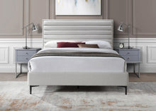 Load image into Gallery viewer, Hunter Cream Linen King Bed
