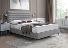 Load image into Gallery viewer, Hunter Grey Linen King Bed
