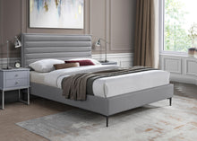 Load image into Gallery viewer, Hunter Grey Linen Queen Bed
